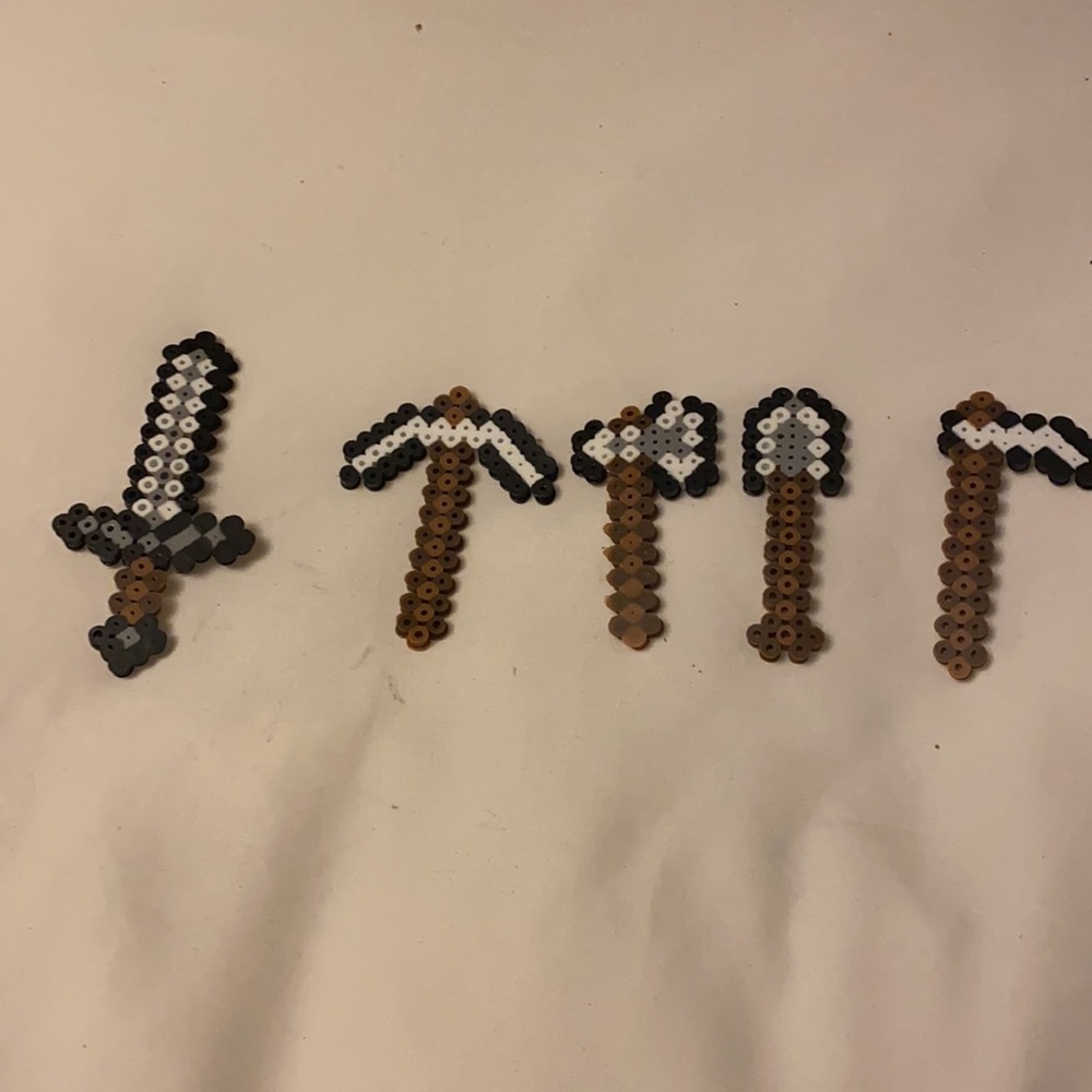 Complete Minecraft Tool Set - Picture 2 of 7